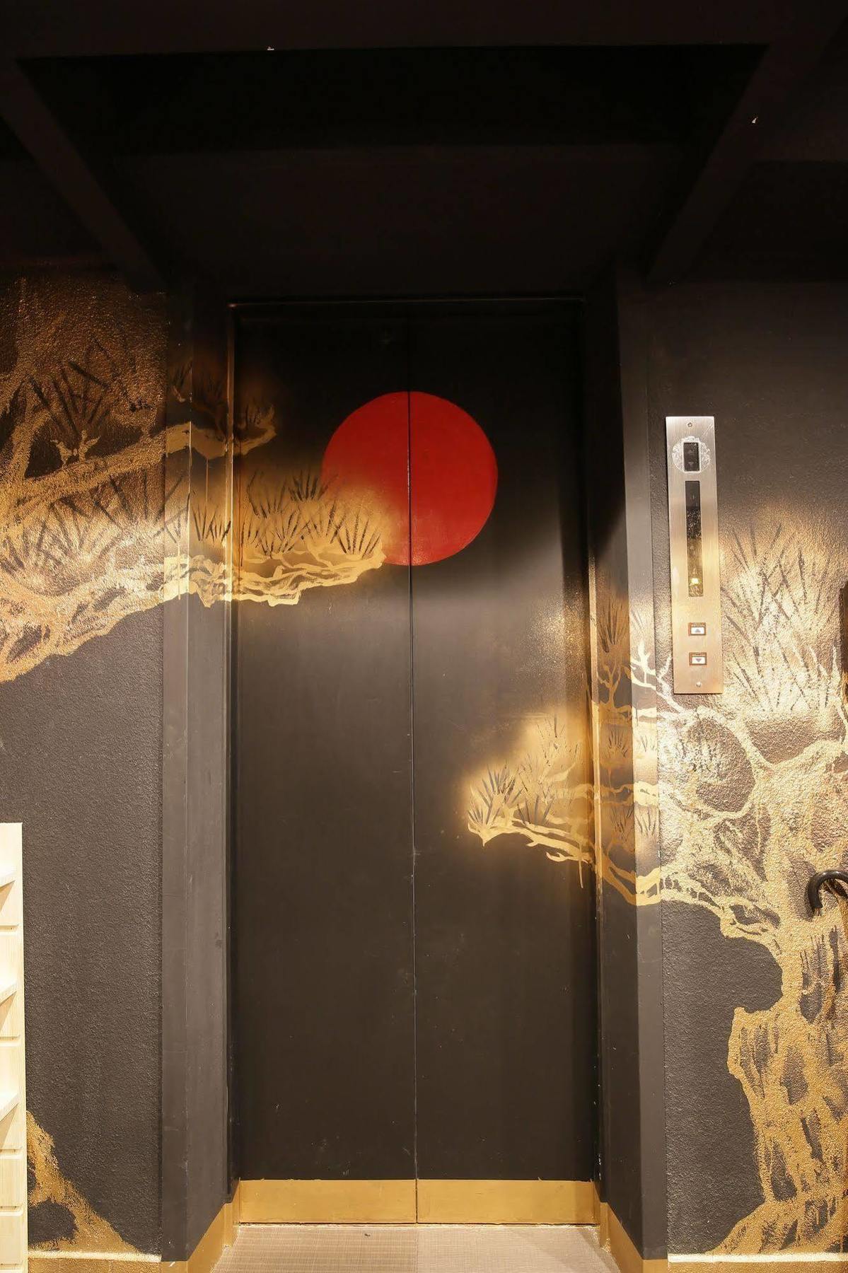 Samurais Hostel Ikebukuro Tokio Buitenkant foto