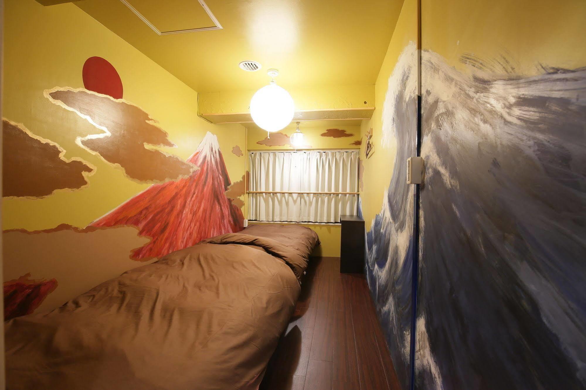 Samurais Hostel Ikebukuro Tokio Buitenkant foto
