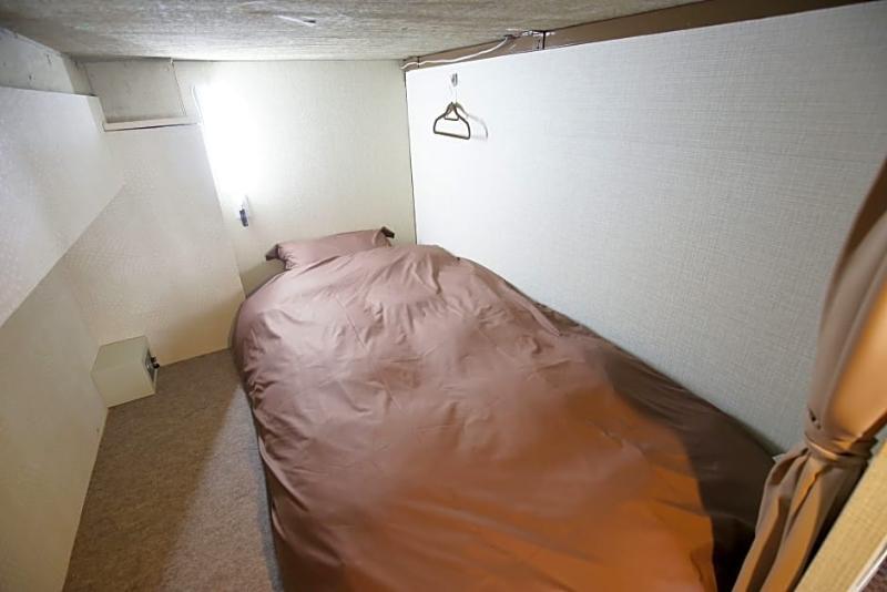 Samurais Hostel Ikebukuro Tokio Buitenkant foto